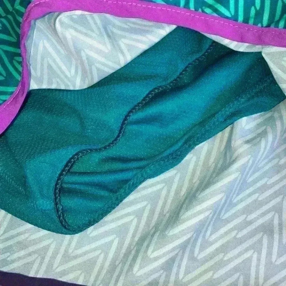 Adidas Modern Classic Running Turquoise Shorts - Picture 8 of 12